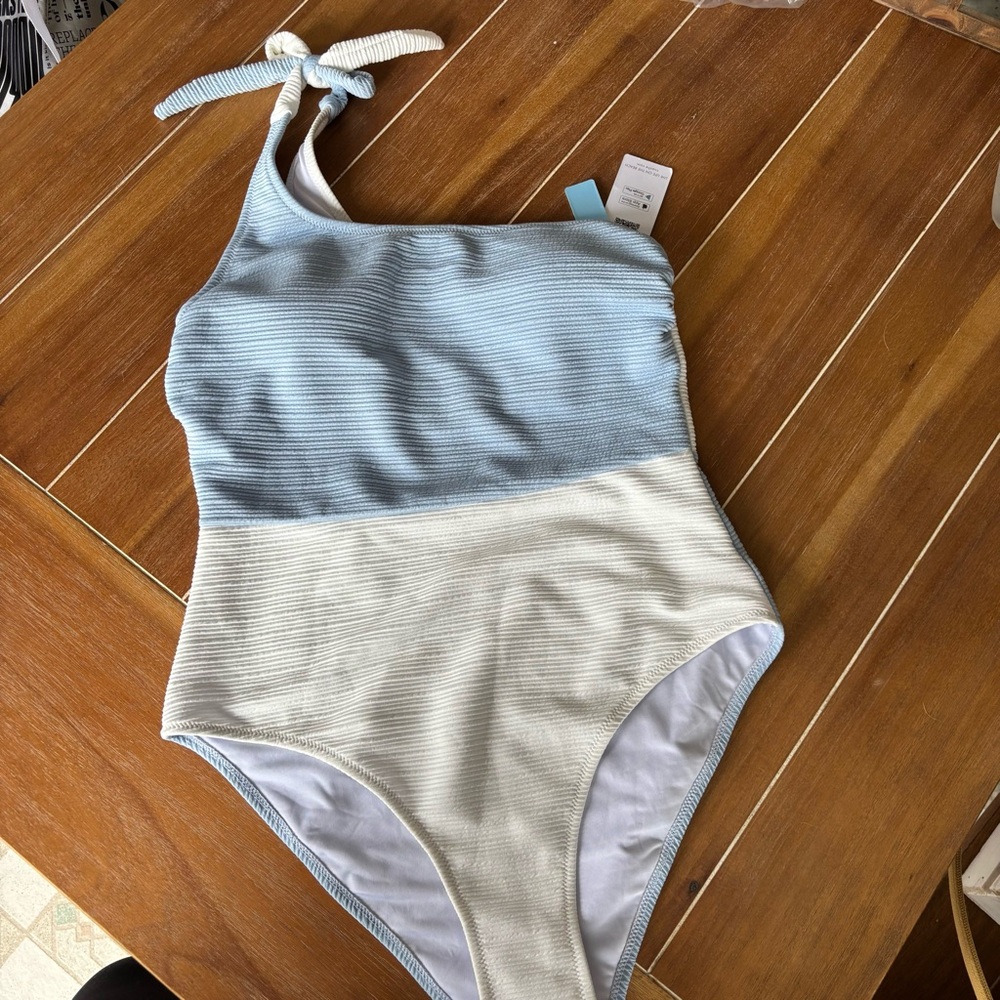 NWT Cupshe one piece swimsuit xl